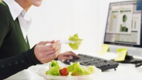 Ofiste Kullanmanız Gereken Pratik Yiyecek Yöntemleri