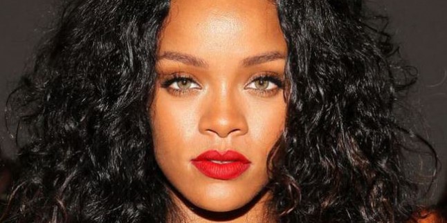Rihanna saç modelleri