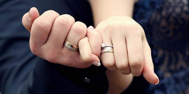 Nikah yüzüğünüzü seçtiniz mi?
