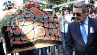 Oya Aydoğan’ın Cenazesinde Büyük Saygısızlık