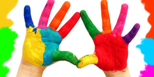 Renkler ve çocuklar arasındaki bağ