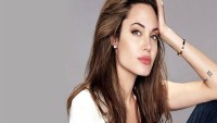 Angelina Jolie Erimeye Devam Ediyor