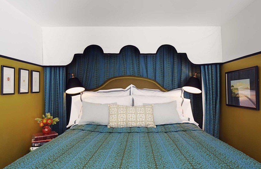54c06610cd079_-_mustard-master-bedroom-blue-bedding-0712-brockschmidt10-xln
